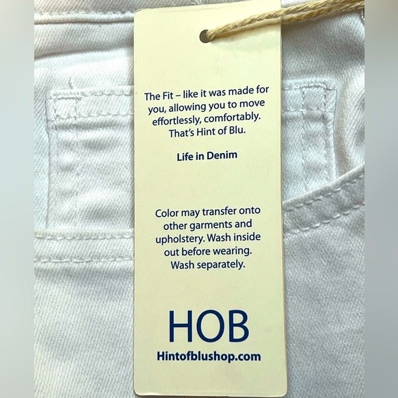 Hint of Blu Women’s Jeans, Straight Leg, Stretch Denim, White, Size 34, NWT - Picture 2 of 11
